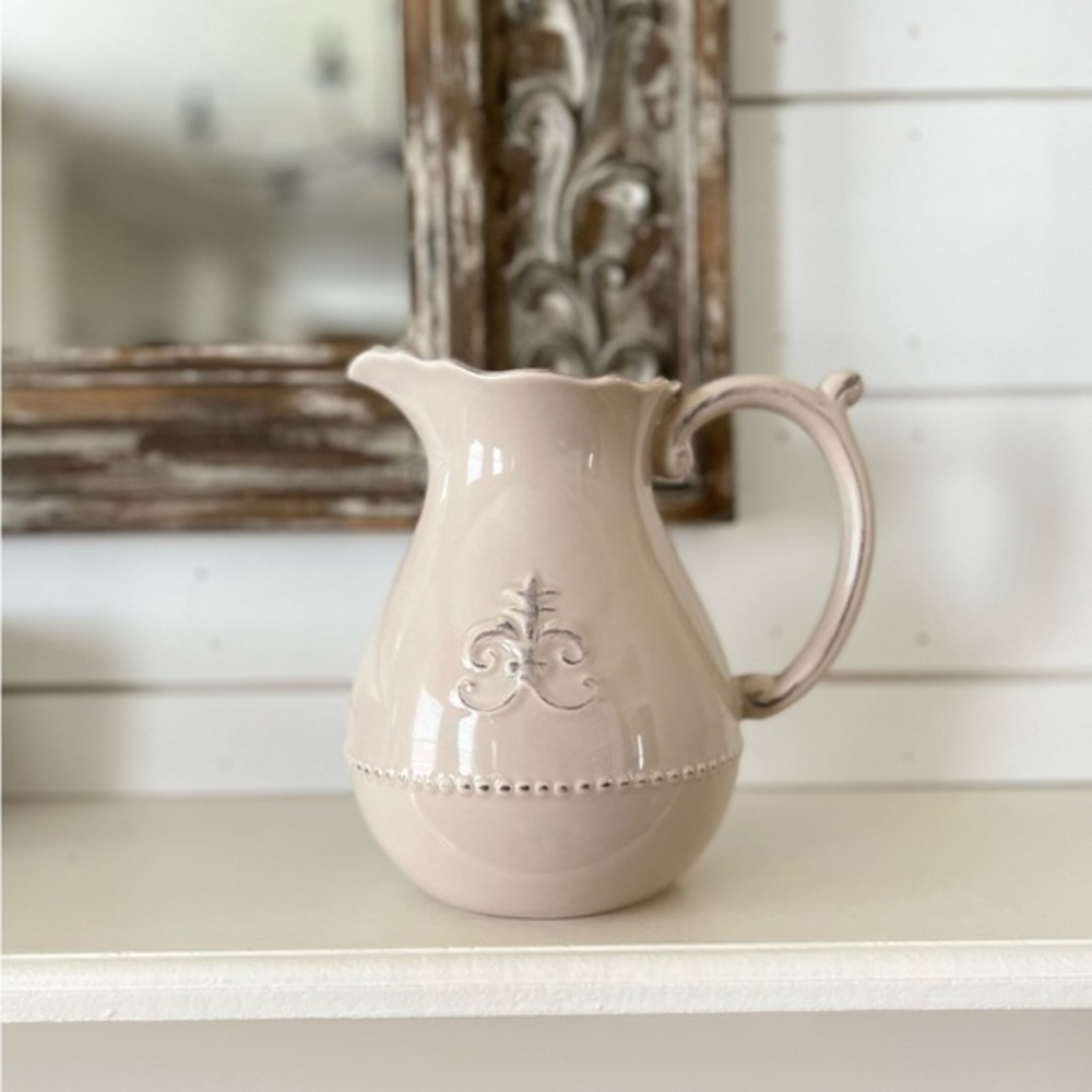 Anthropologie Fleur De Lys Dark Cream Pitcher Grace